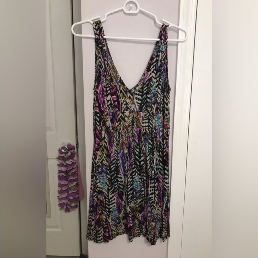 H&M feather dress, colorful. Summer short cotton dress. Size 8 (fits larger)